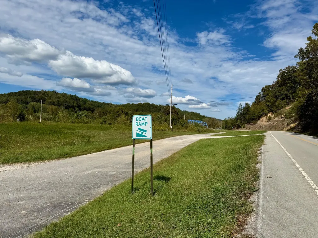 233 River Road Beattyville KY 41311