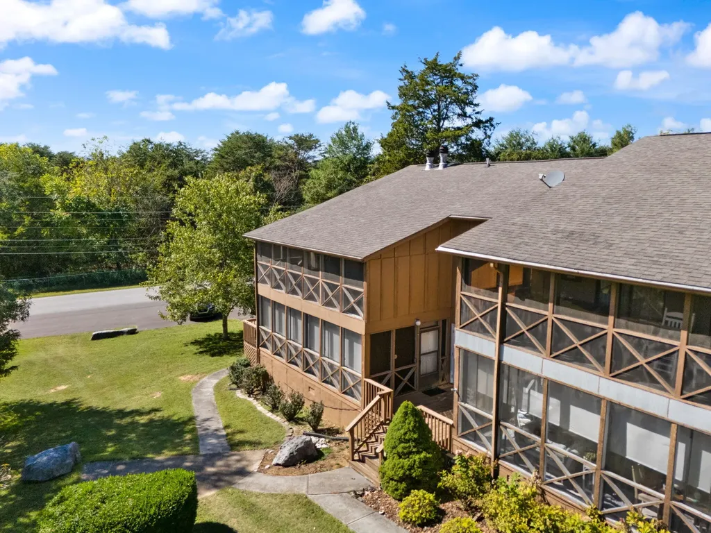 65-3 Woodson Bend Resort Bronston KY 42518
