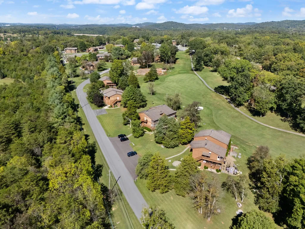 65-3 Woodson Bend Resort Bronston KY 42518