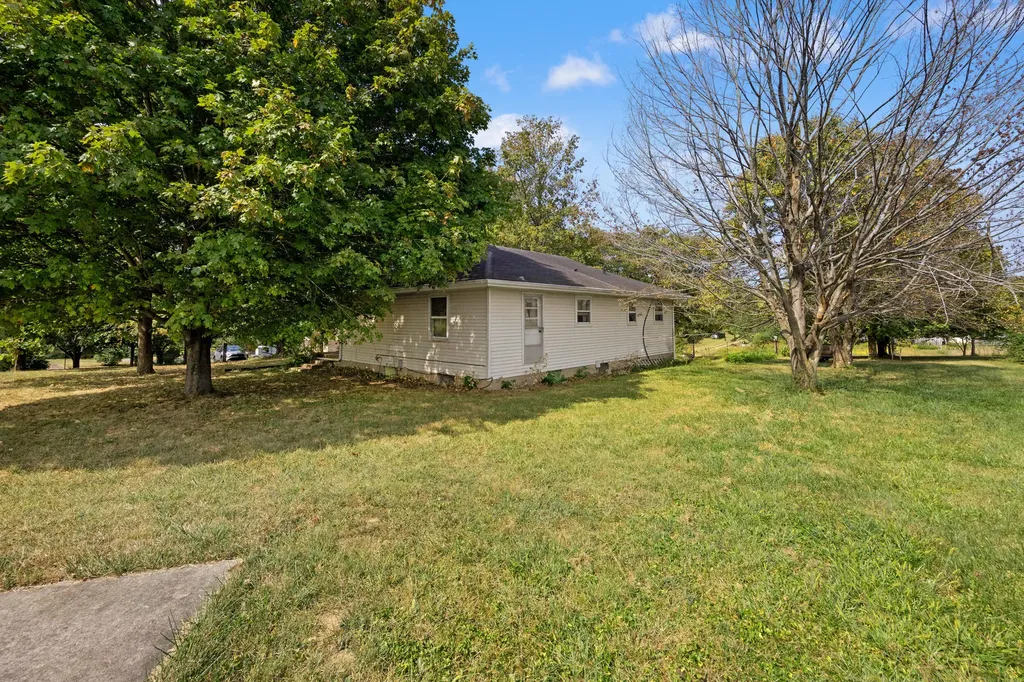 90 Leeburton Lane Nicholasville KY 40356