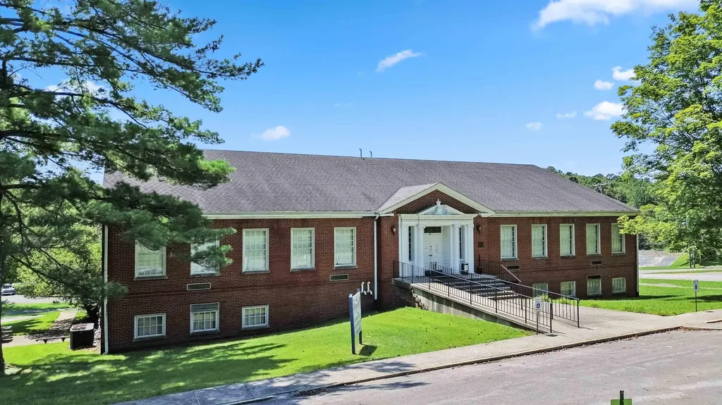 60 Bennett Circle London KY 40741