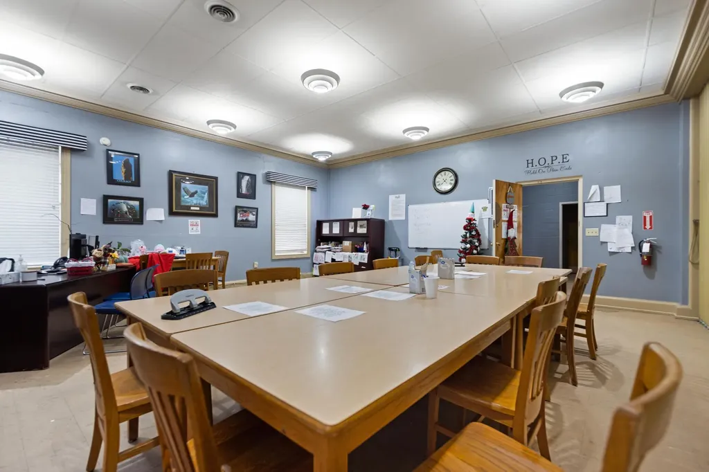 60 Bennett Circle London KY 40741