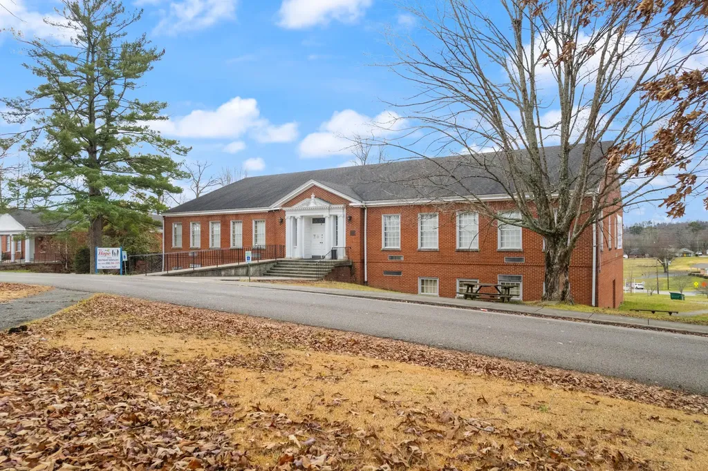 60 Bennett Circle London KY 40741