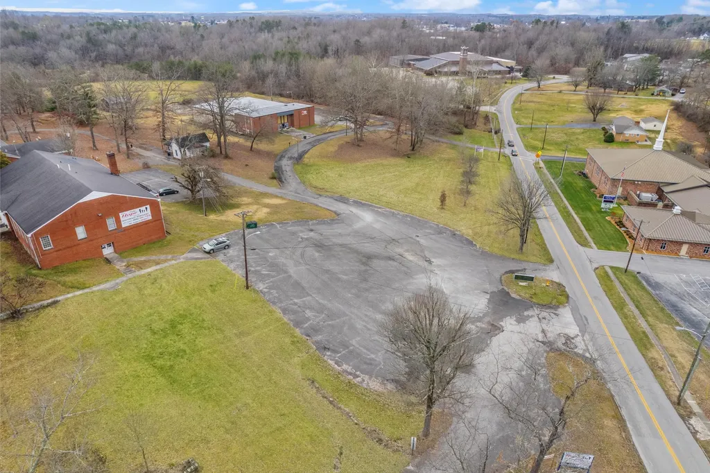 60 Bennett Circle London KY 40741