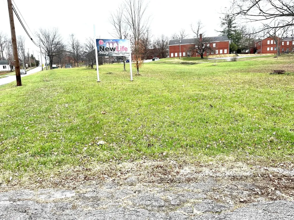 60 Bennett Circle London KY 40741