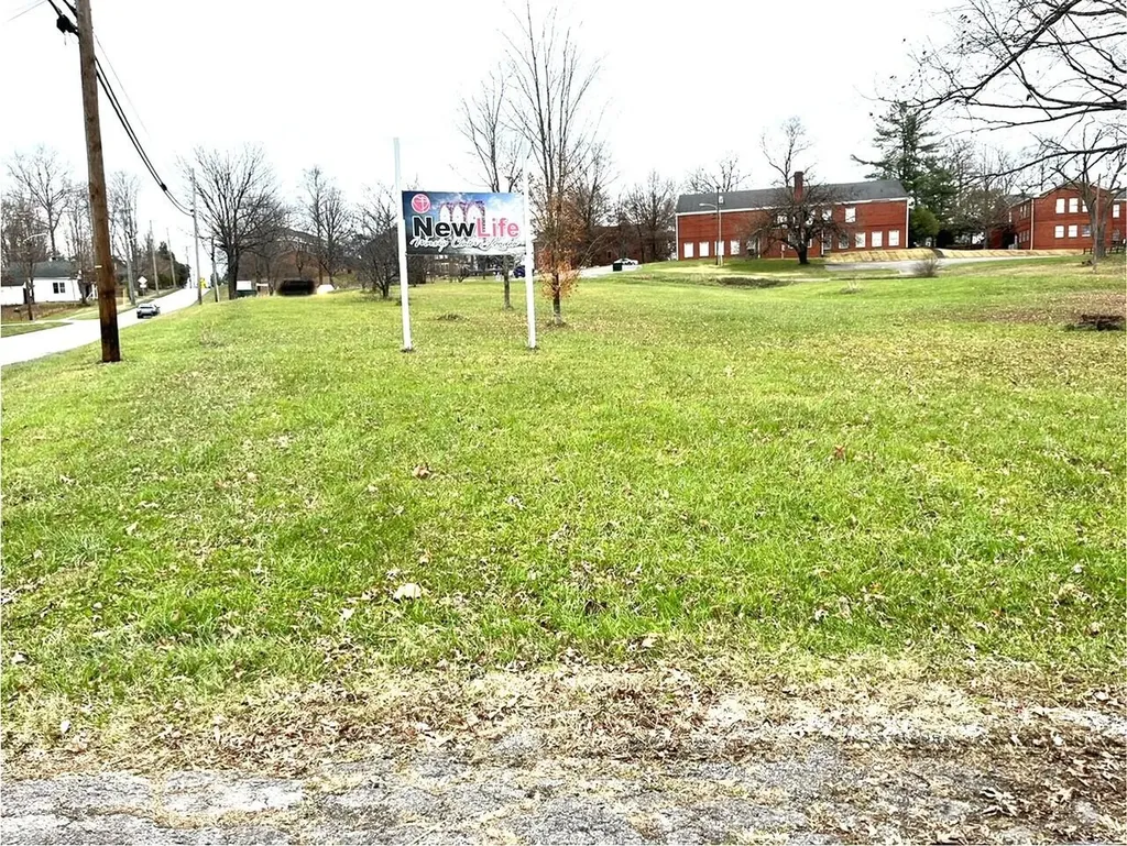 60 Bennett Circle London KY 40741