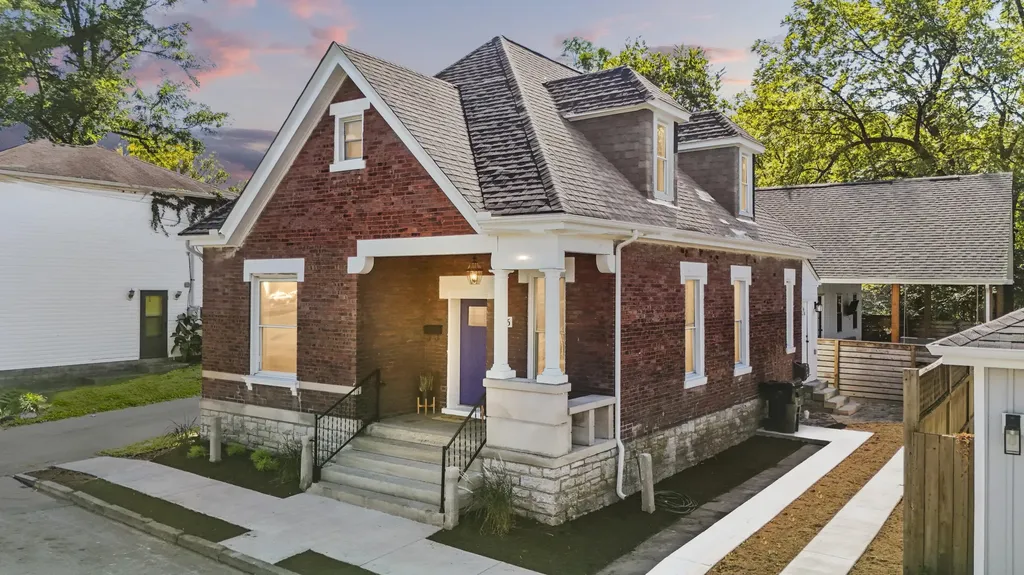 216 E Fifth Street Lexington KY 40508