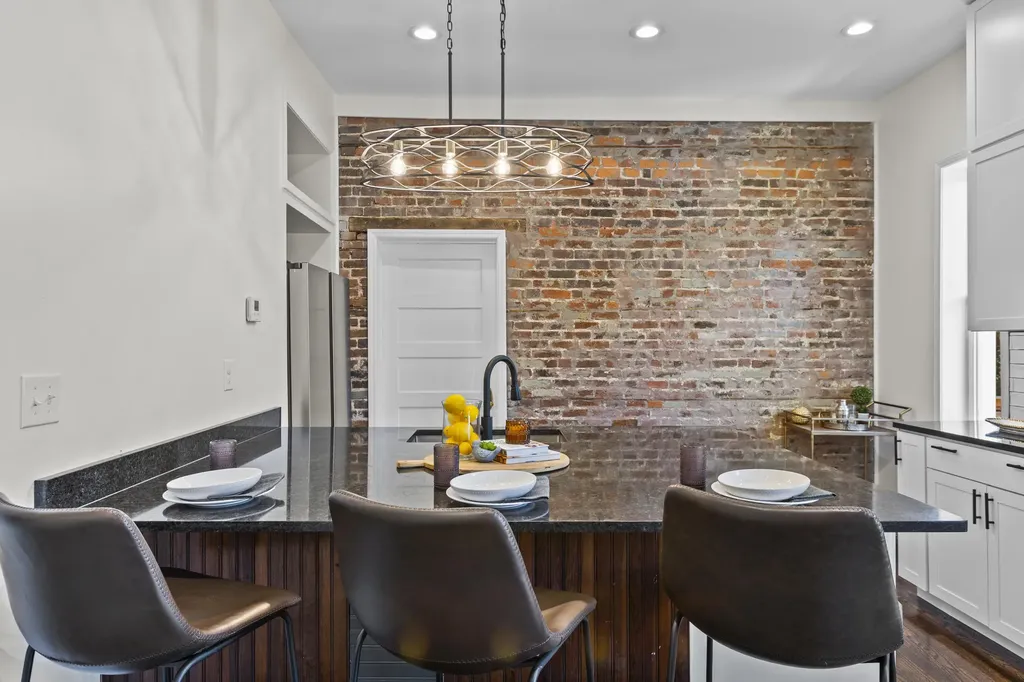 216 E Fifth Street Lexington KY 40508