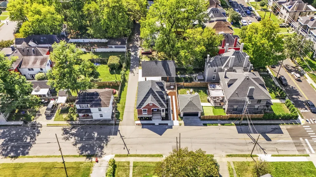 216 E Fifth Street Lexington KY 40508