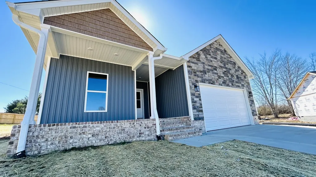 112 Gray Bird Lane London KY 40741