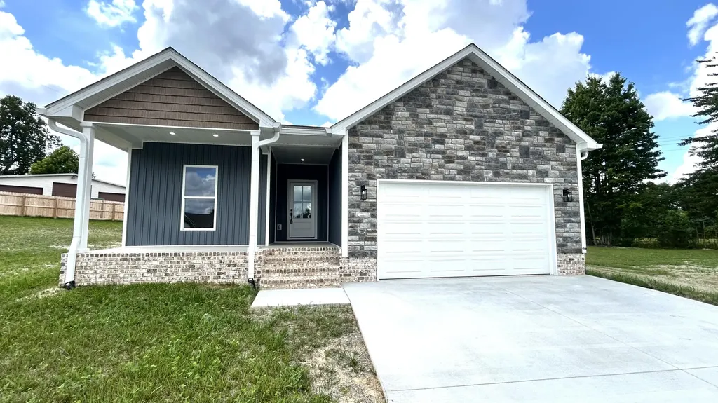 112 Gray Bird Lane London KY 40741
