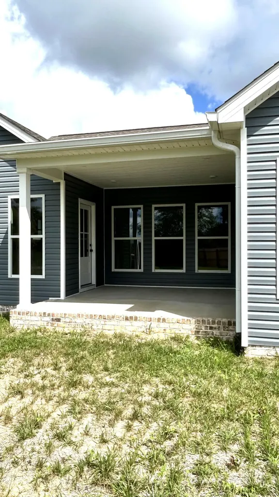 112 Gray Bird Lane London KY 40741