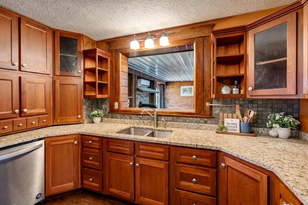 10900 Us Highway 127 Hustonville KY 40437