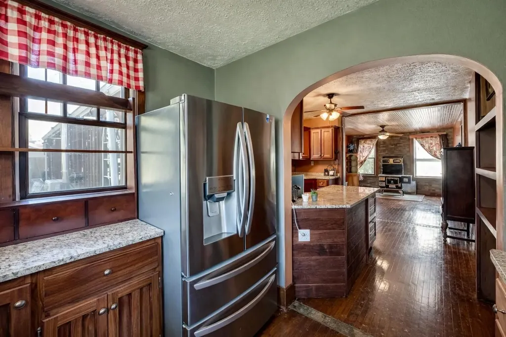 10900 Us Highway 127 Hustonville KY 40437