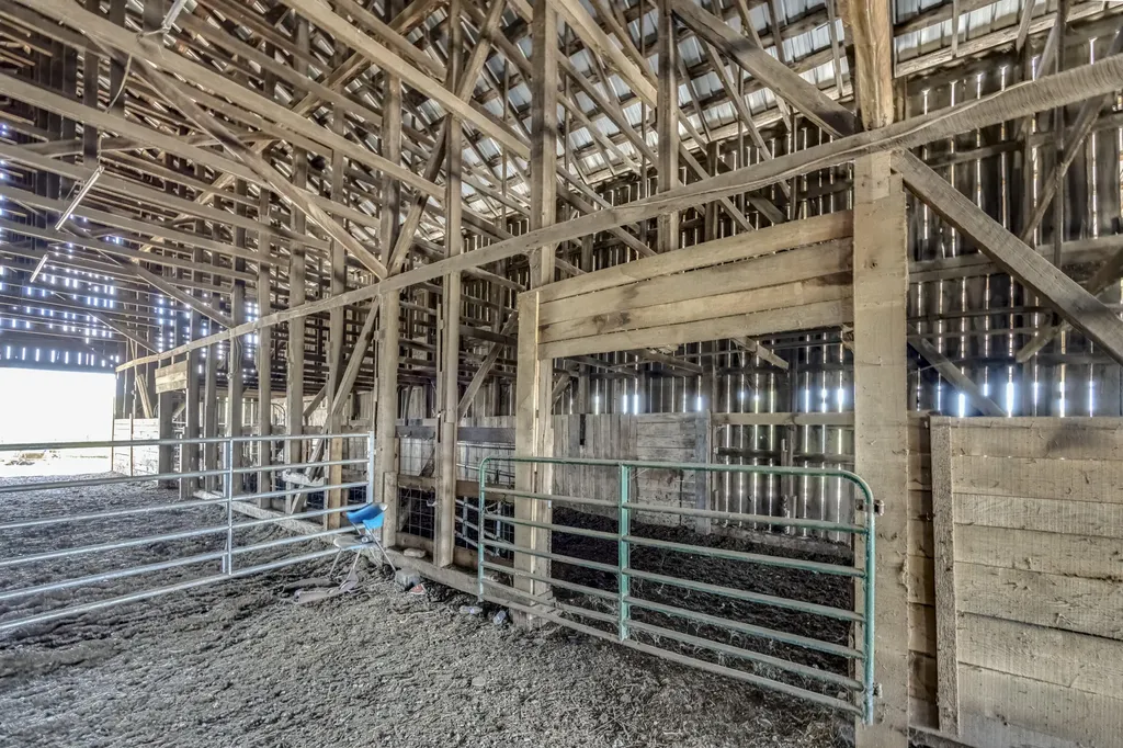 10900 Us Highway 127 Hustonville KY 40437