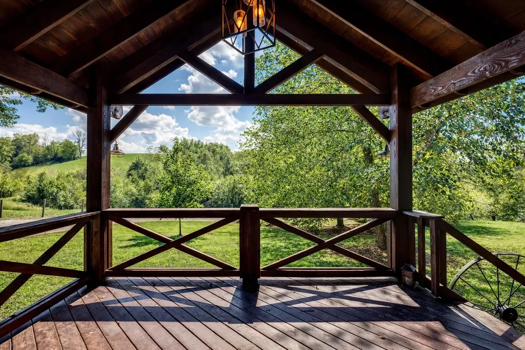 10900 Us Highway 127 Hustonville KY 40437