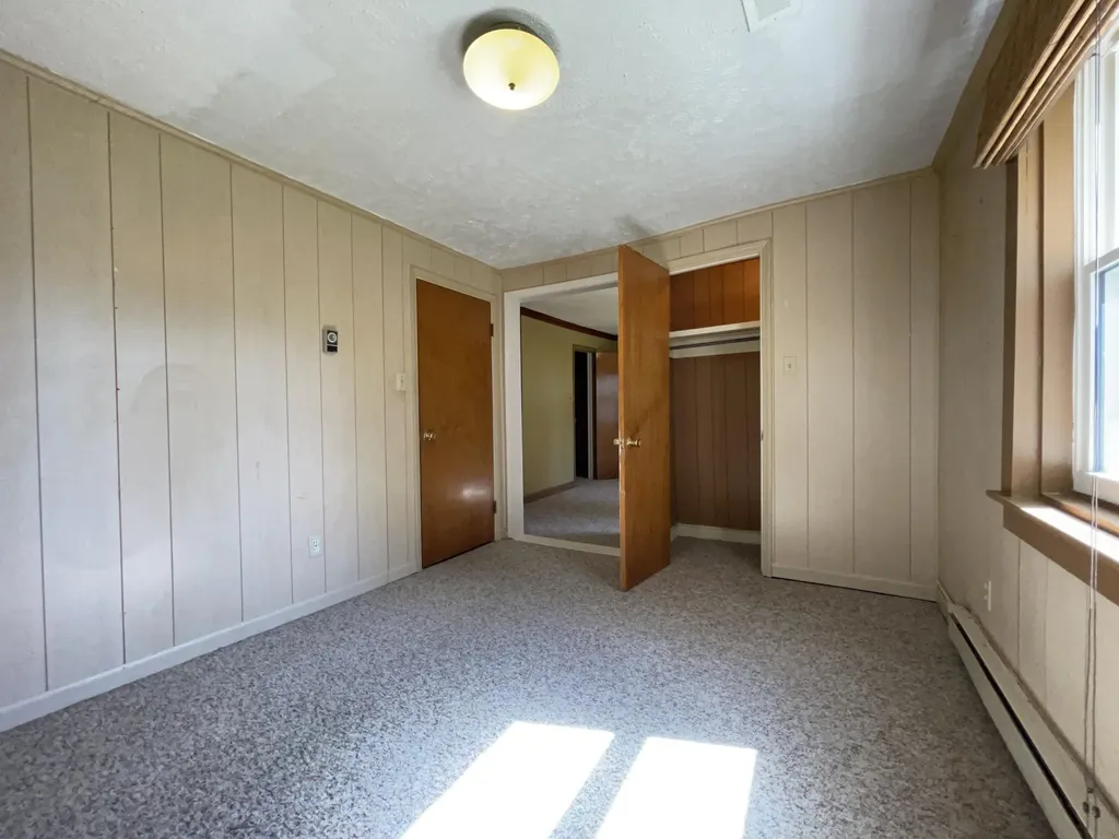 440 Ky-90 Somerset KY 42503