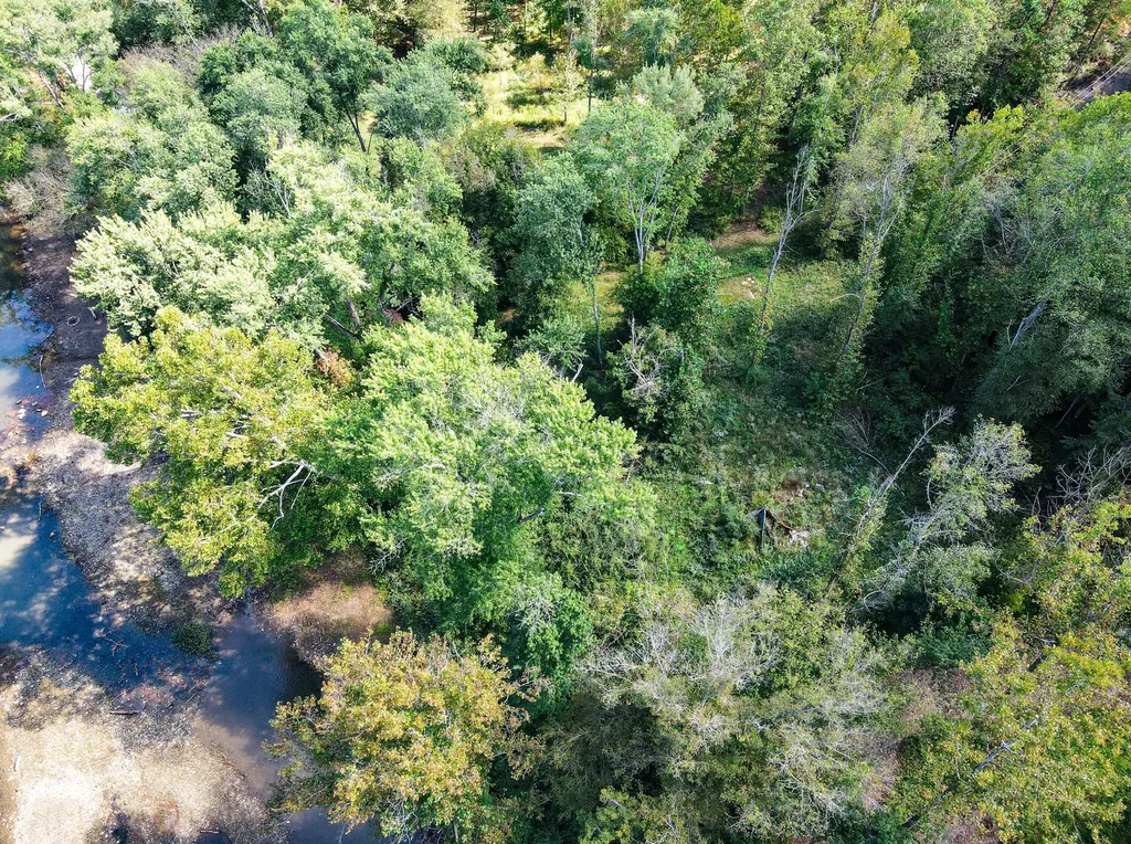 124 L Gabbard Road East Bernstadt KY 40729