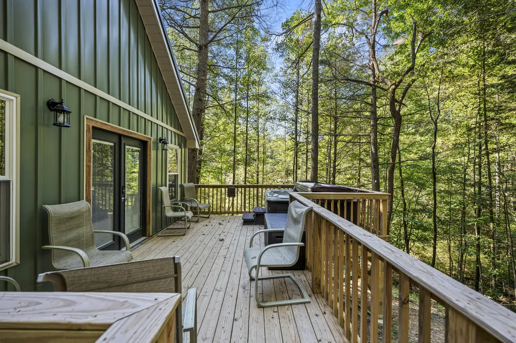 18 High Falls Creek Drive Campton KY 41301