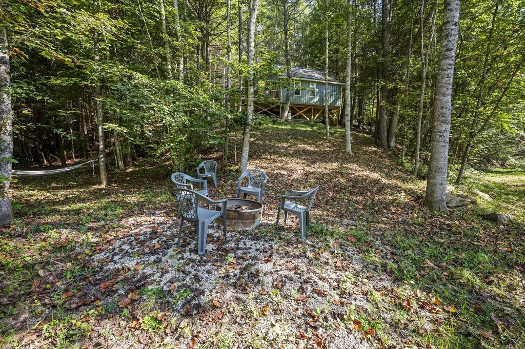 18 High Falls Creek Drive Campton KY 41301