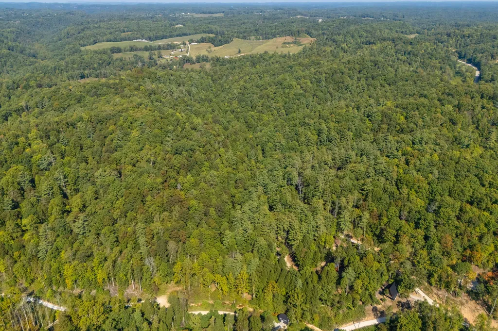 18 High Falls Creek Drive Campton KY 41301