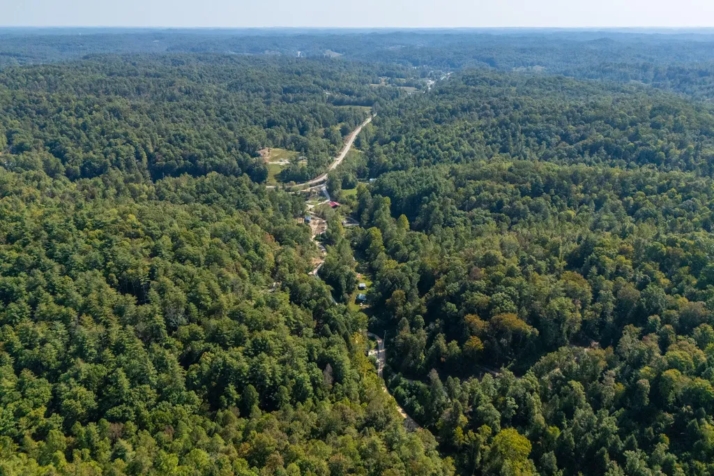 18 High Falls Creek Drive Campton KY 41301
