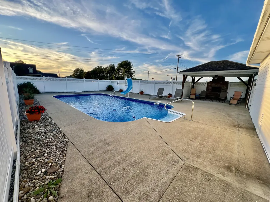 207 Maretburg Road Mt Vernon KY 40456
