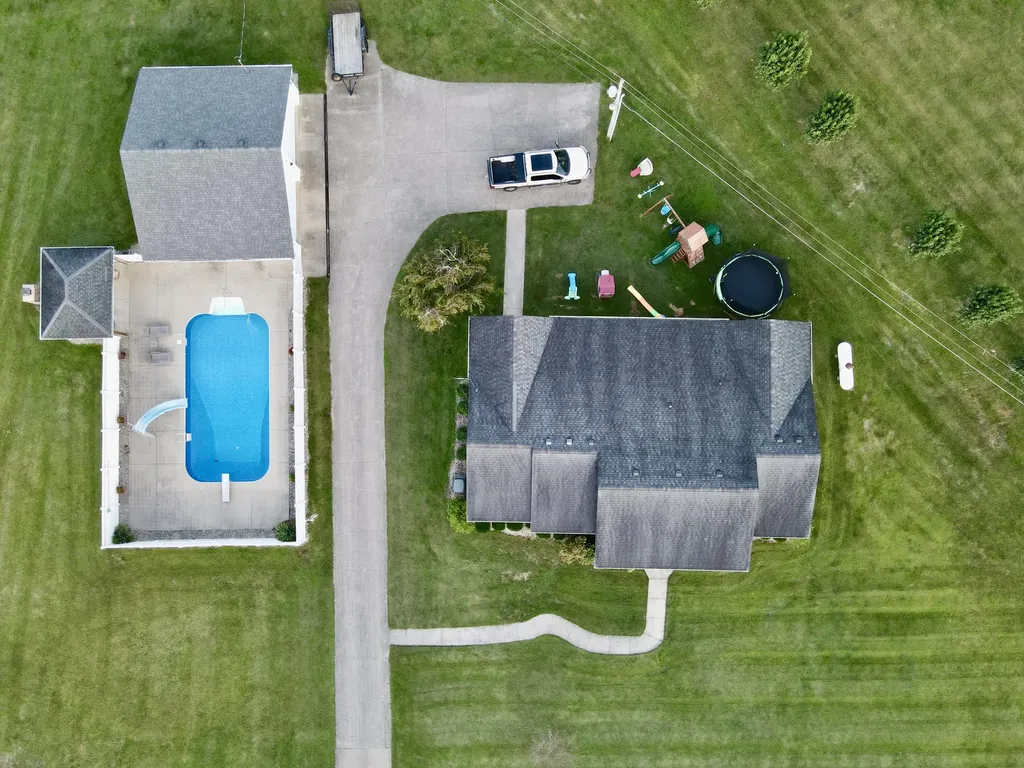 207 Maretburg Road Mt Vernon KY 40456