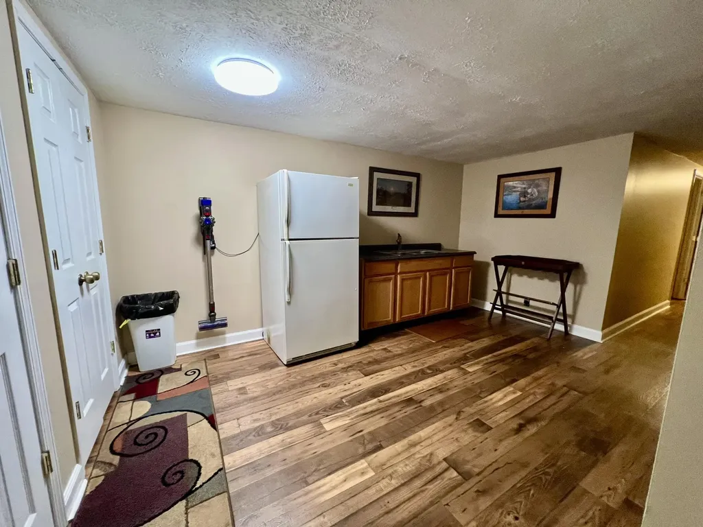 207 Maretburg Road Mt Vernon KY 40456