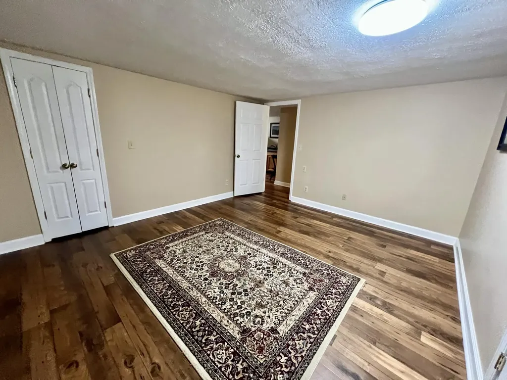 207 Maretburg Road Mt Vernon KY 40456