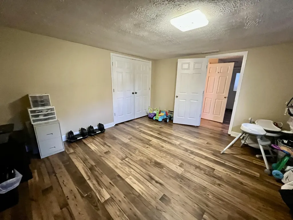 207 Maretburg Road Mt Vernon KY 40456