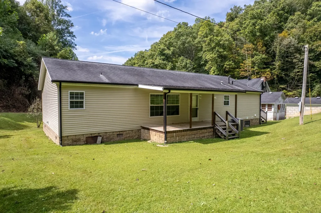 363 Higgins Branch Road Royalton KY 41464