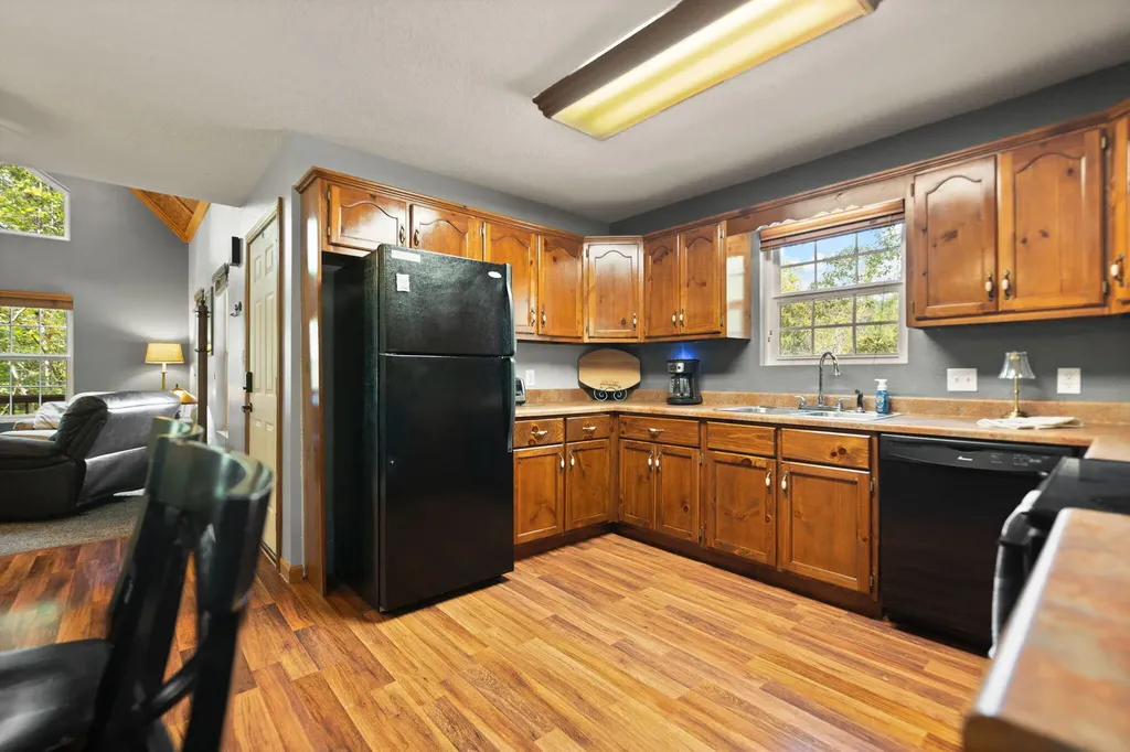 53 Clover Leaf Circle Burnside KY 41519