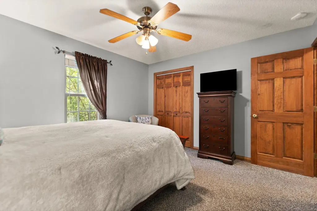53 Clover Leaf Circle Burnside KY 41519