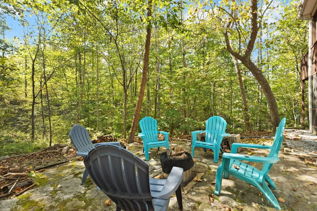 53 Clover Leaf Circle Burnside KY 41519