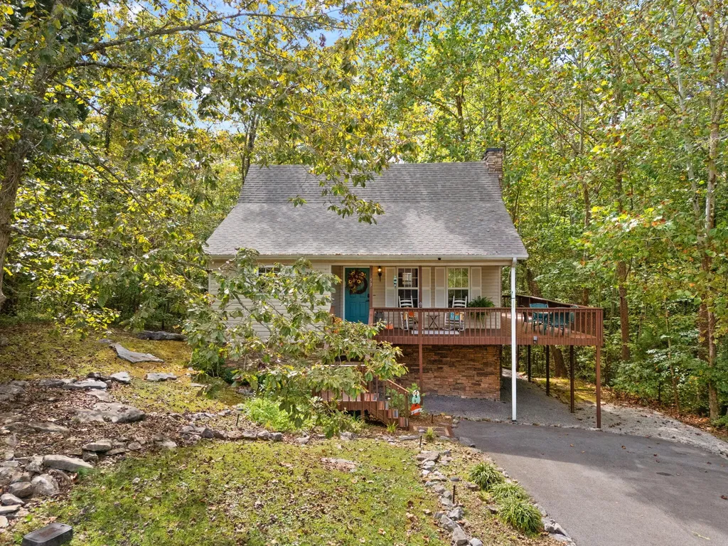 53 Clover Leaf Circle Burnside KY 41519