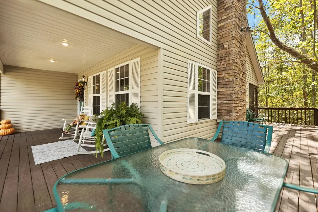 53 Clover Leaf Circle Burnside KY 41519