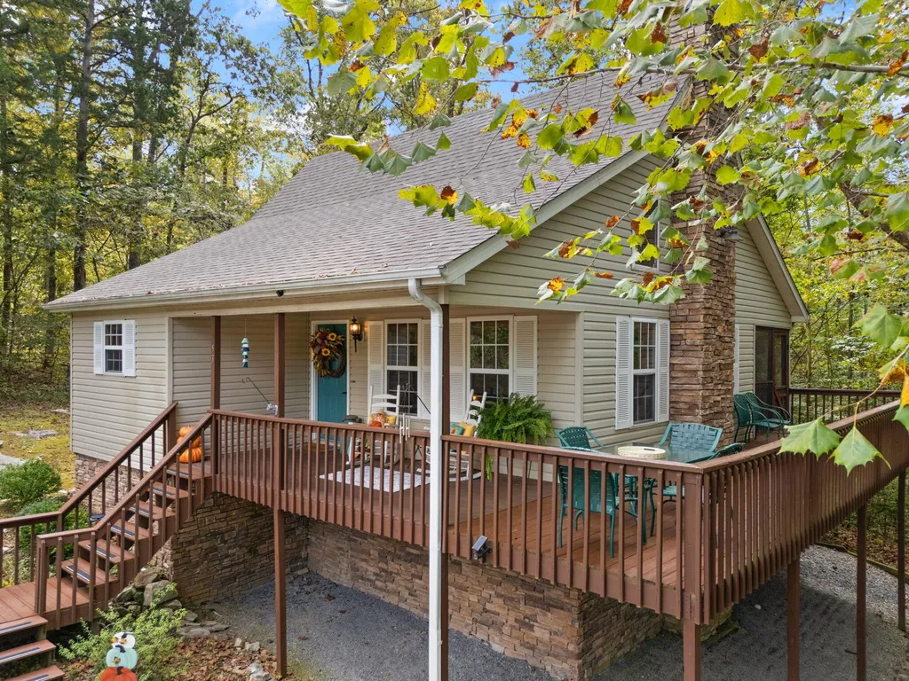 53 Clover Leaf Circle Burnside KY 41519