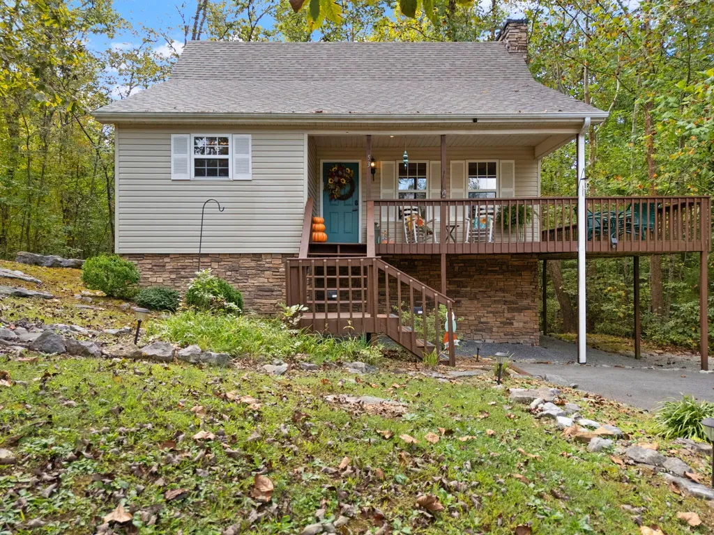 53 Clover Leaf Circle Burnside KY 41519