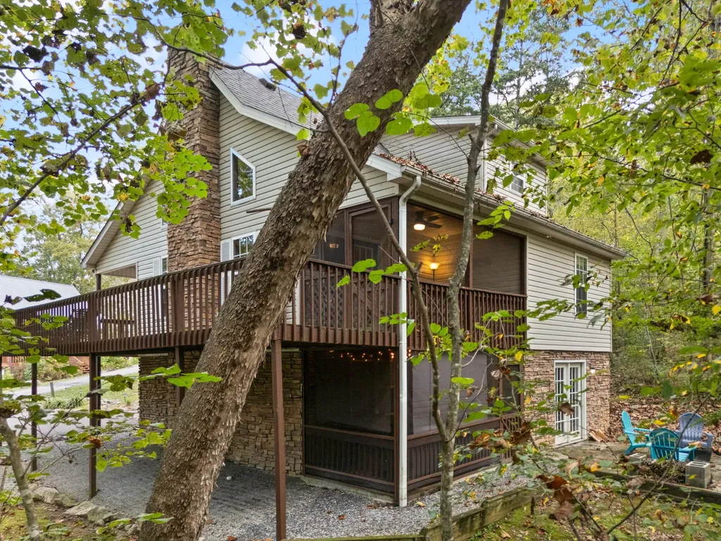 53 Clover Leaf Circle Burnside KY 41519