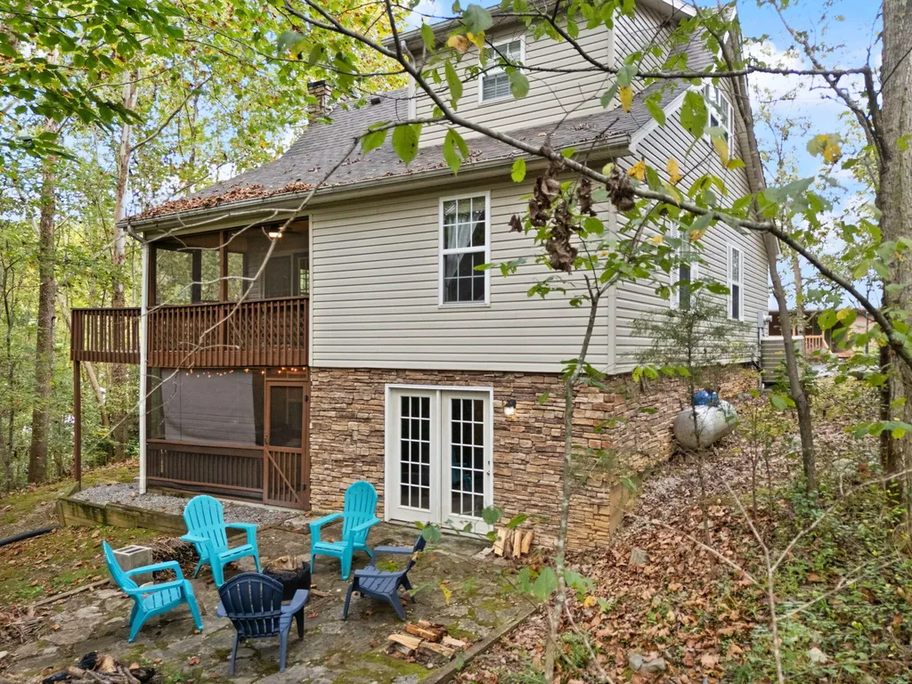 53 Clover Leaf Circle Burnside KY 41519