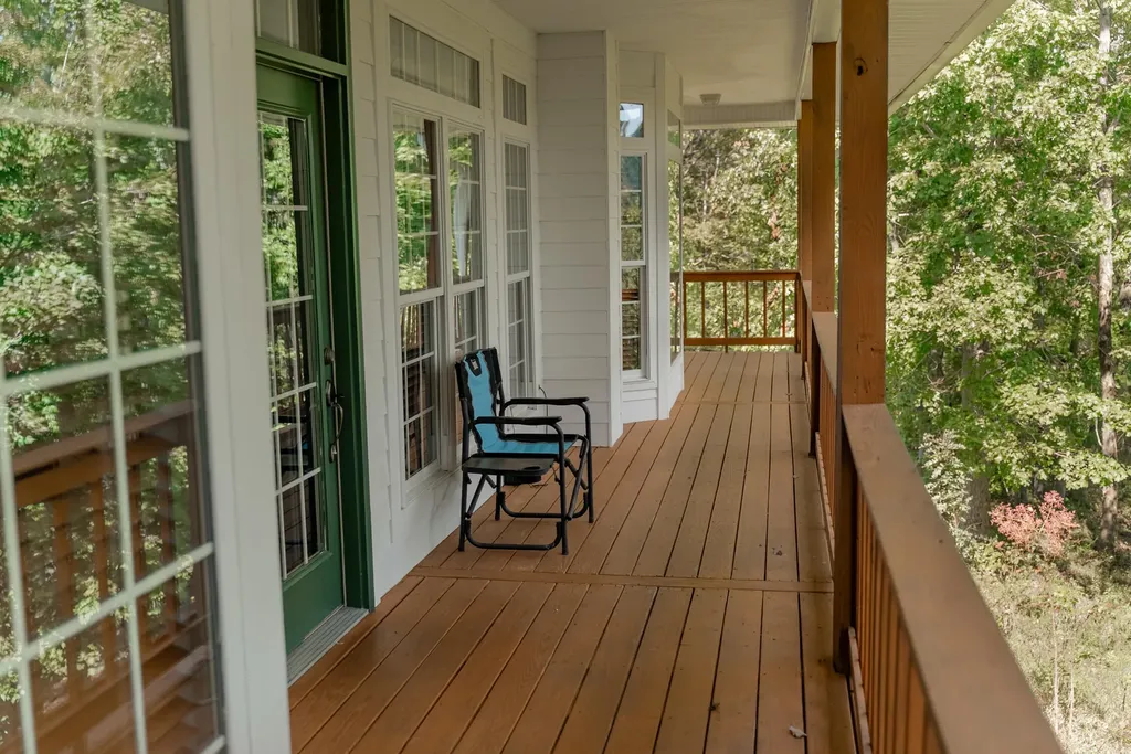 135 Laurel Road Jamestown KY 42629