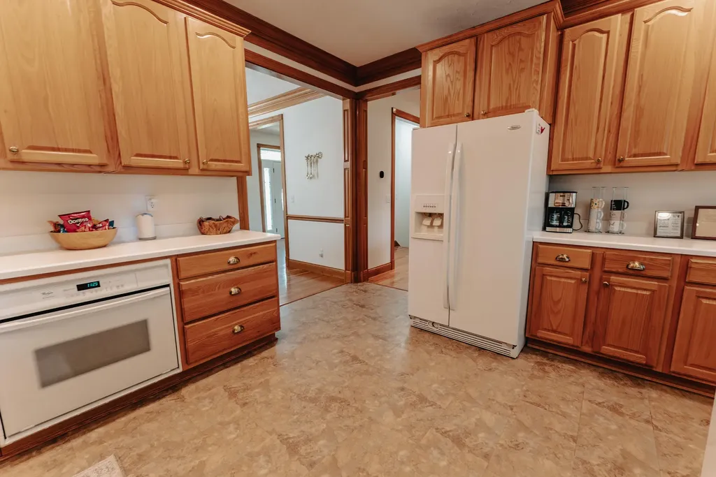 135 Laurel Road Jamestown KY 42629