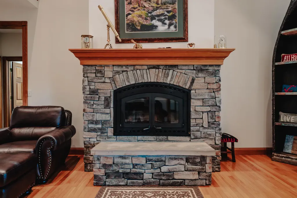 135 Laurel Road Jamestown KY 42629