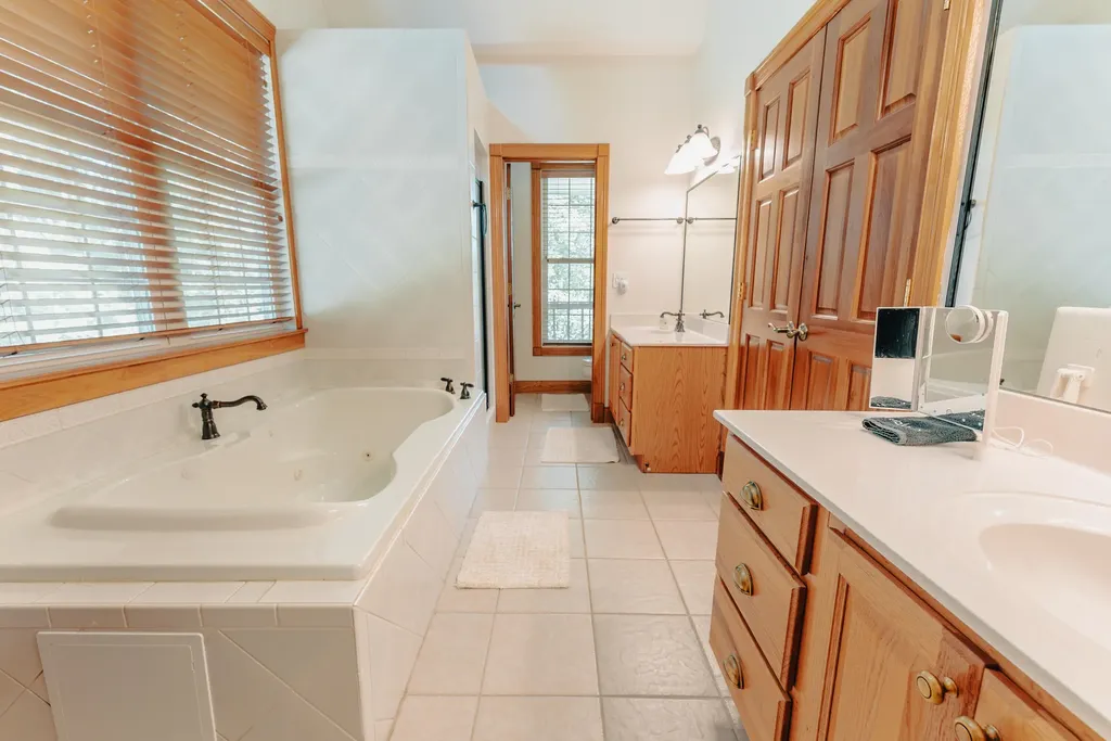 135 Laurel Road Jamestown KY 42629
