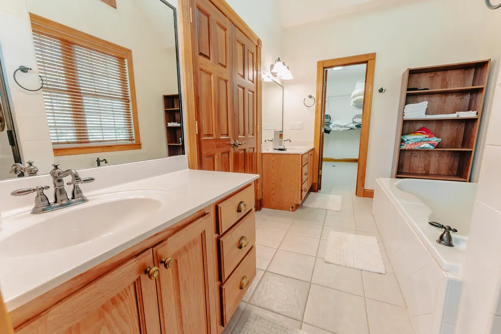 135 Laurel Road Jamestown KY 42629