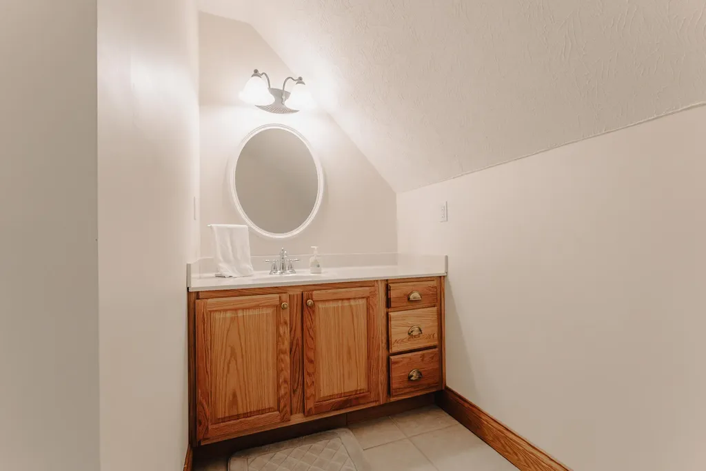 135 Laurel Road Jamestown KY 42629