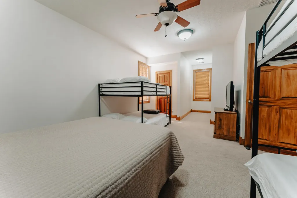 135 Laurel Road Jamestown KY 42629