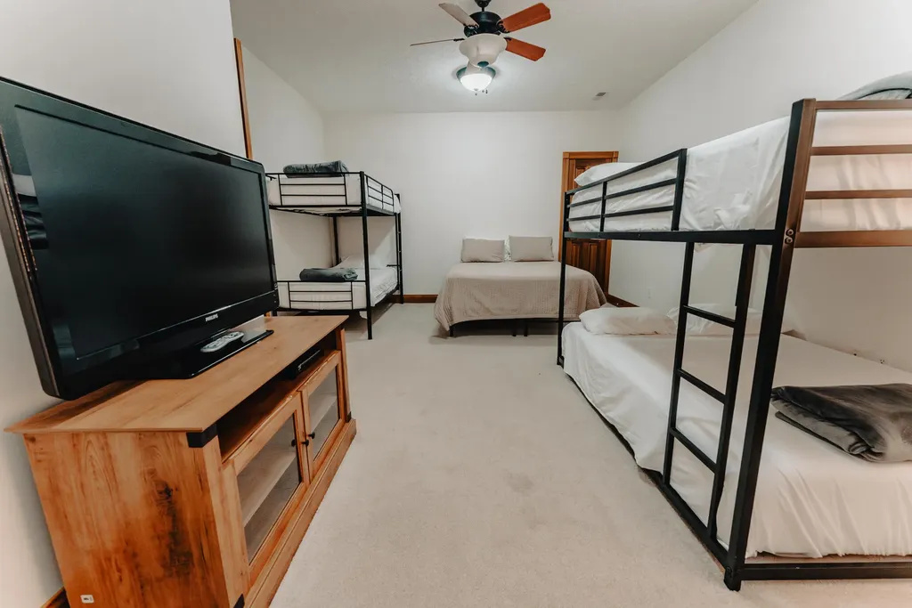 135 Laurel Road Jamestown KY 42629