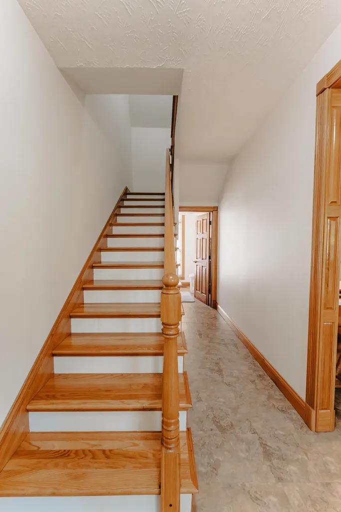 135 Laurel Road Jamestown KY 42629